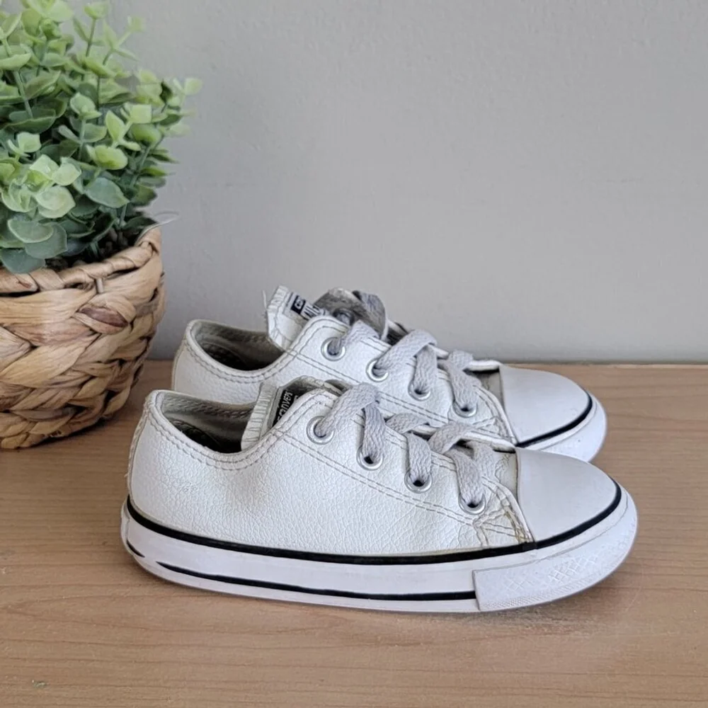 Converse Low Top White Faux Leather Toddler Infant Unisex Sneakers Shoes CTAS 8